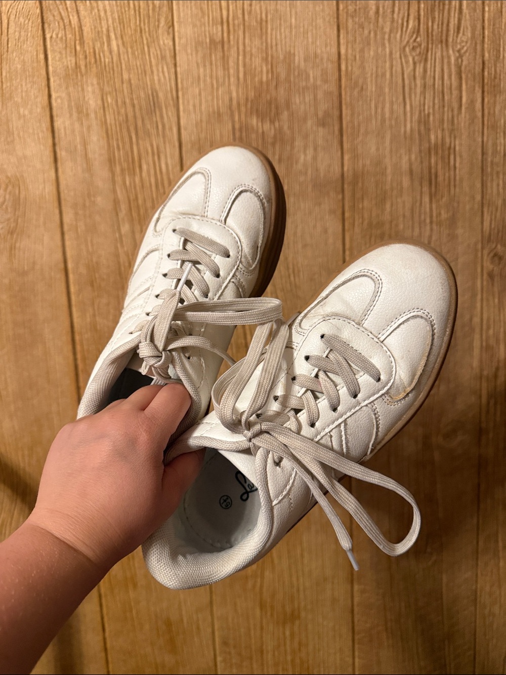 Women's Lace-Up Casual Sneakers in Off-White